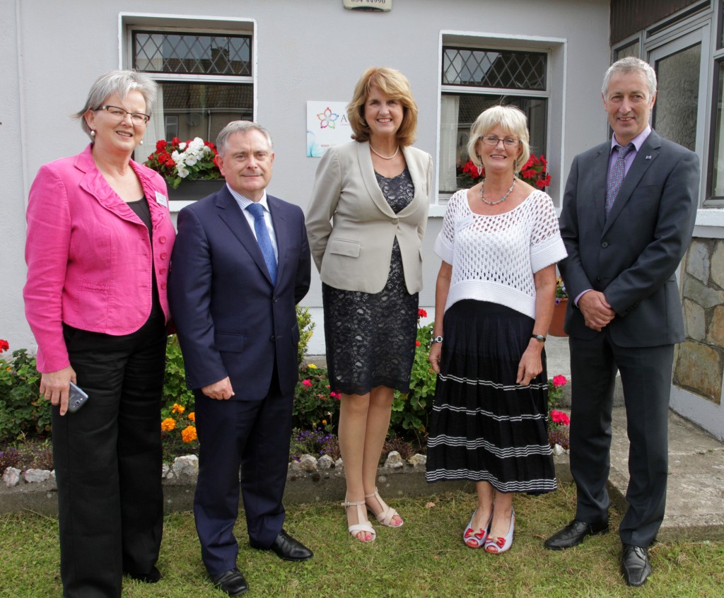 Access 2000_Joan Burton
