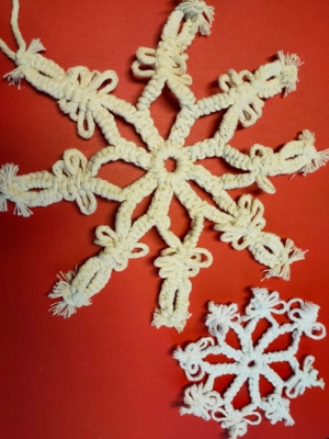 macrame snowflakes